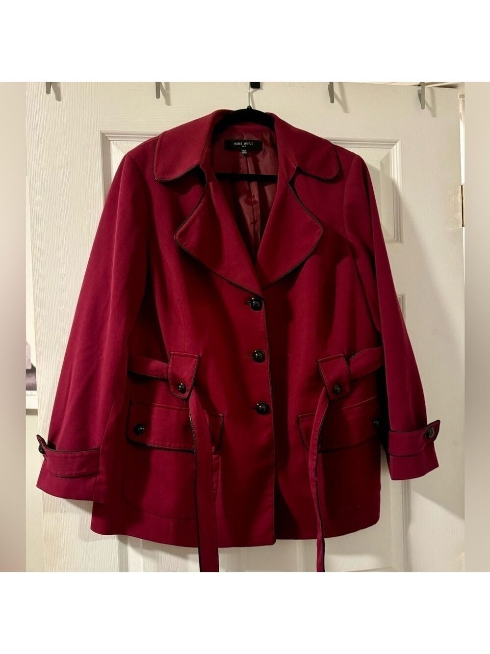Nine West Woman’s Jacket Burgundy Self Tie Belt, Buttons, Black Trim, Size 16W - Picture 1 of 5